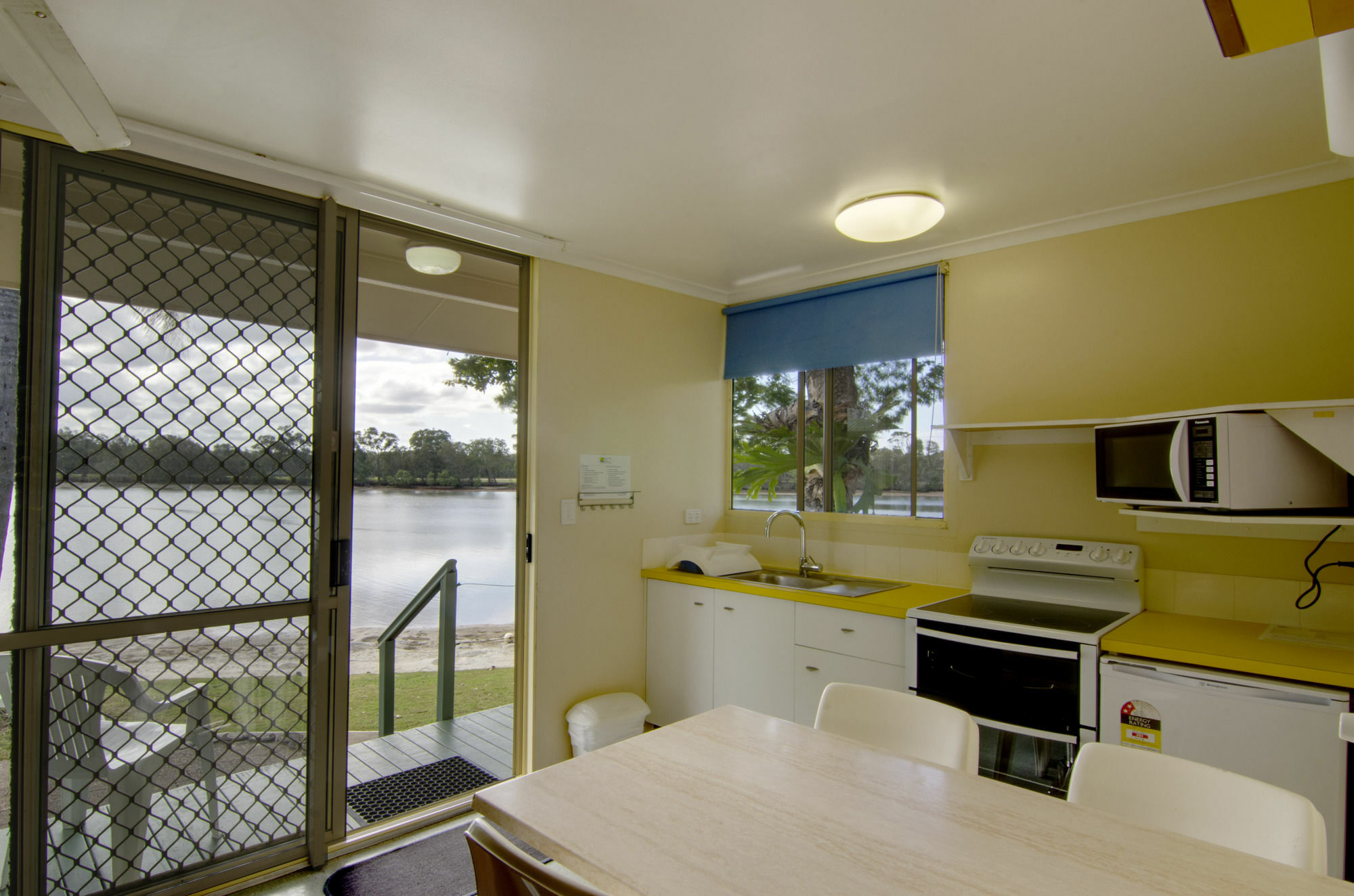Maroochy Waterfront Motel Sunshine Coast Kültér fotó